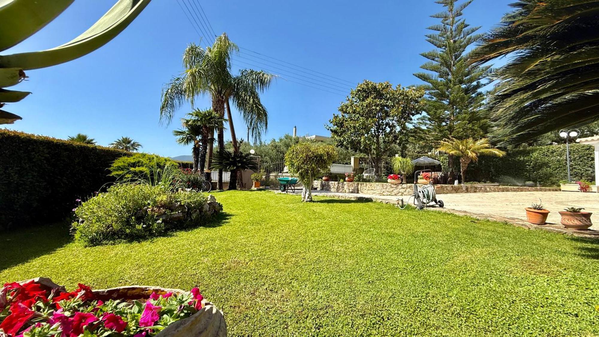 Ferienwohnung Le Jardin Kalamata Exterior foto